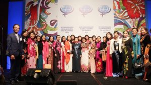 Read more about the article Tham dự hội nghị Thượng đỉnh phụ nữ toàn cầu 2015