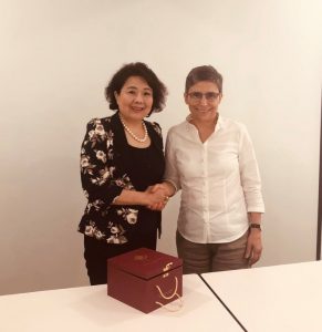 Read more about the article Chủ tịch Hội đồng Doanh nhân nữ Việt Nam đã có buổi làm việc với Bà Beatrice Maser Mallor, Đại sứ Thụy Sỹ tại Việt Nam tại Đại sứ quán Thụy Sĩ tại Việt Nam