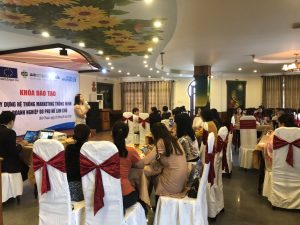 Read more about the article Khóa đào tạo “Xây dựng hệ thống marketing thông minh cho doanh nghiệp do phụ nữ làm chủ” tại Bình Thuận