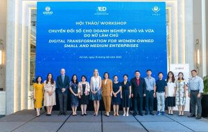 Read more about the article Hội thảo Chuyển đổi số cho doanh nghiệp nhỏ và vừa do nữ làm chủ