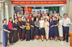 Read more about the article Khóa đào tạo “Kỹ năng lãnh đạo dành cho nữ doanh nhân hướng tới tăng trưởng xanh” ngày 02/10/2024 tại Bến Tre