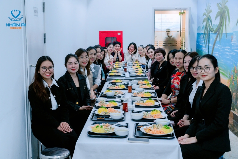 Khóa đào tạo “Xây dựng doanh nghiệp bền vững từ mô hình chăm sóc và chính sách thân thiện với gia đình” và chương trình thăm quan thực tế mô hình chăm sóc tại Trung tâm Chăm sóc người cao tuổi ban ngày Nhân Ái Daycare thuộc Công ty CP Quốc tế Nhân Ái ngày 18-19/12/2025 12 1