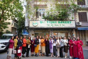 Read more about the article Thăm và làm việc tại Công ty Cổ phần Gia Trịnh Bakery và Công ty Cổ phần Sản phẩm Thiên nhiên và Hữu cơ ONA GLOBAL – thương hiệu mỹ phẩm thiên nhiên Cỏ Cây Hoa Lá