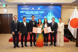 Read more about the article Thăm và làm việc với Đại sứ quán Việt Nam tại Nhật Bản