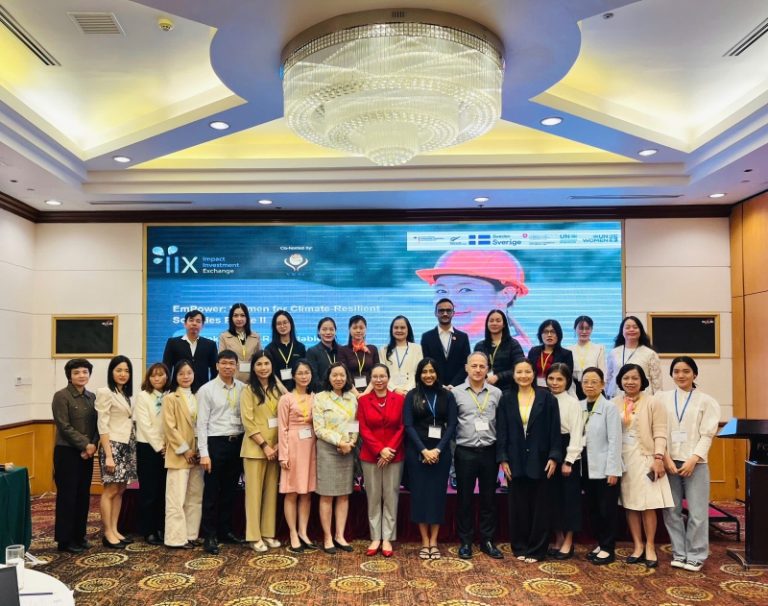 Read more about the article Hội thảo tập huấn “Thúc đẩy mô hình đầu tư có lồng ghép giới hướng tới chuyển đổi năng lượng bền vững” tại Hà Nội