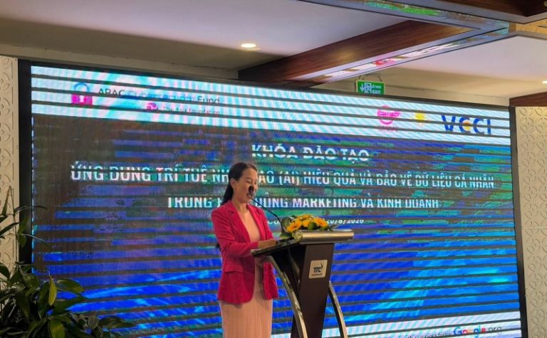Read more about the article 𝐔̛́𝐧𝐠 𝐝𝐮̣𝐧𝐠 𝐀𝐈 𝐭𝐡𝐨̂𝐧𝐠 𝐦𝐢𝐧𝐡 – 𝐊𝐢𝐧𝐡 𝐝𝐨𝐚𝐧𝐡 𝐚𝐧 𝐭𝐨𝐚̀𝐧 𝐭𝐫𝐨𝐧𝐠 𝐤𝐲̉ 𝐧𝐠𝐮𝐲𝐞̂𝐧 𝐬𝐨̂́