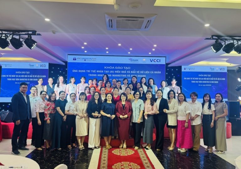 Read more about the article Khóa đào tạo “Ứng dụng trí tuệ nhân tạo (AI) hiệu quả & Bảo vệ dữ liệu cá nhân trong hoạt động marketing và kinh doanh” ngày 05/8/2026 tại Gia Lai